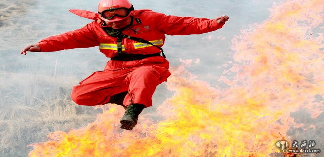 熏熏烈火铸“金刚”