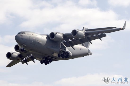 资料图:英国皇家空军将装备的C-17A战略运输机