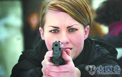 希拉里的女保镖 希拉里的女保镖