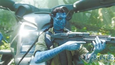 在3D电影《阿凡达》中，人类DNA与潘多拉星球土著纳美人的DNA被合成后，以人工方式培育成名为“阿凡达”的肉体替身。