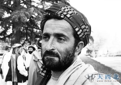 失去11名亲人的阿富汗人瓦兹尔至今仍伤心欲绝。 失去11名亲人的阿富汗人瓦兹尔至今仍伤心欲绝。