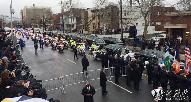 美国纽约举行被枪杀华裔警察刘文健葬礼