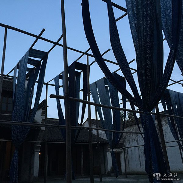 自乌镇成为世界互联网大会永久会址之后,这个位于浙江的水乡小镇在旅游之外,又获得了另一个备受瞩目的标签——互联网。