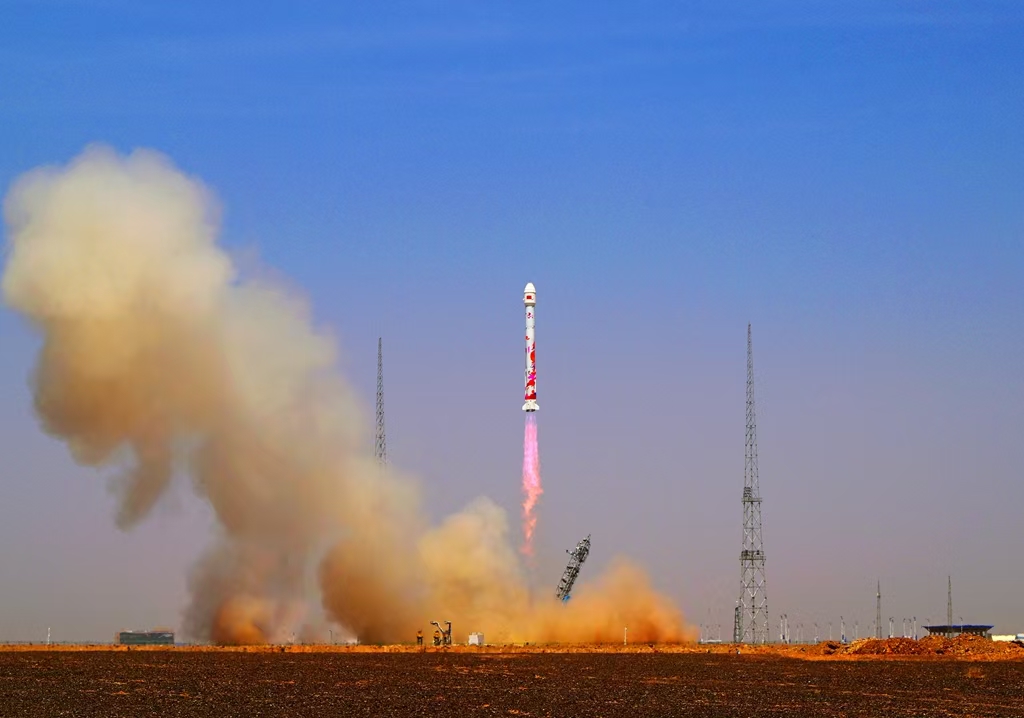 问鼎苍穹：张掖SAR卫星